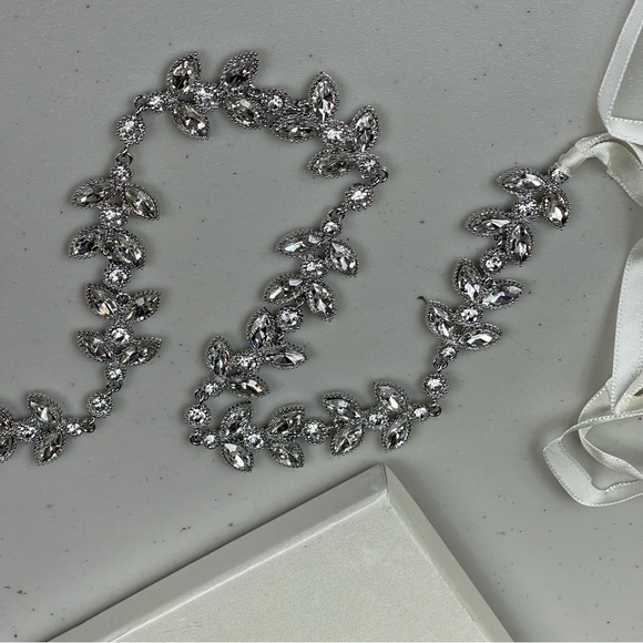 NWT SweetV Chrystal Bridal Belt - Picture 8 of 14